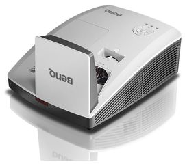 Beamer BenQ MW853UST