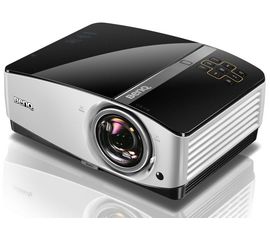 Beamer BenQ MX822ST