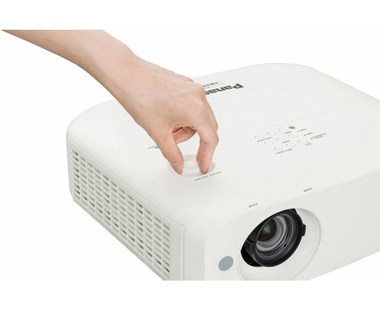 Beamer Panasonic PT-VW540, bild 3